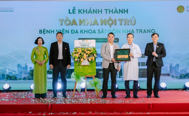 Bệnh viện đa khoa S&agrave;i G&ograve;n Nha Trang c&oacute; th&ecirc;m 134 giường bệnh - Ảnh 2.