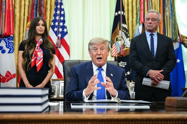 Ông Trump phản ứng trực tiếp việc khi Iran bất ngờ ra điều kiện mới - Ảnh 1.