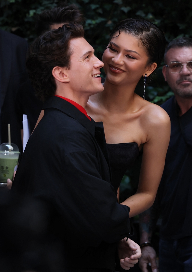 Tom Holland - Zendaya: Cặp đ&ocirc;i 'thống trị' ph&ograve;ng v&eacute; to&agrave;n cầu 2026 - Ảnh 6.