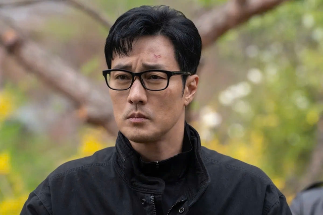 Kim Soo Hyun 'vượt mặt' So Ji Sub trong BXH diễn viên giàu nhất Hàn Quốc 2026 - Ảnh 2.