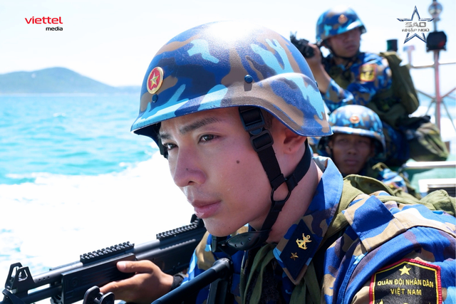 'Sao nhập ngũ' ghi hình tại Trường Sa- Ảnh 3.