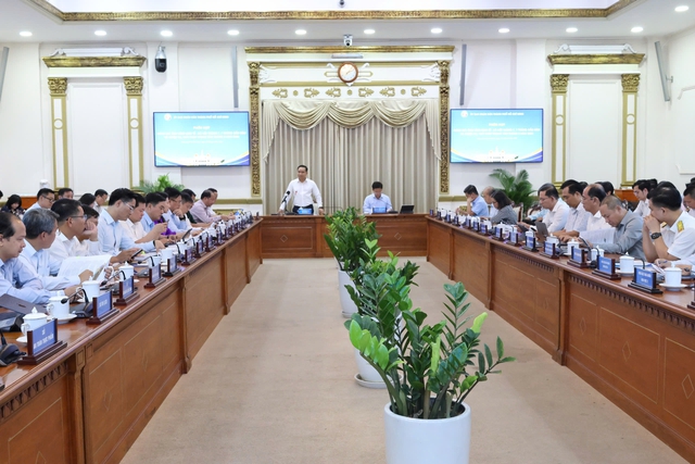 Hơn 38.800 doanh nghiệp TP.HCM rút lui khỏi thị trường trong 7 tháng - Ảnh 2.