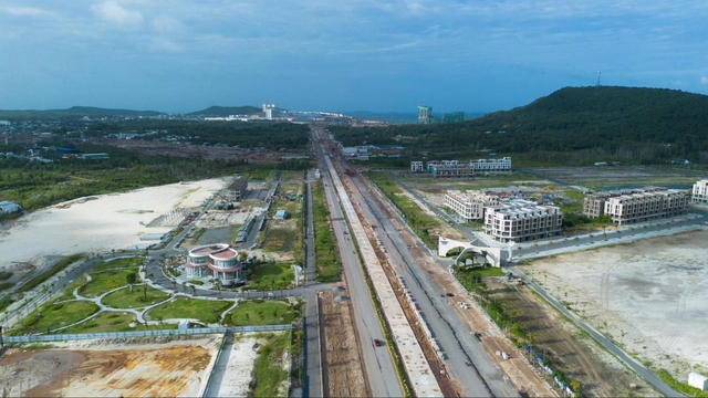 Xây tuyến đường sắt nhẹ trên đảo Phú Quốc là một nỗ lực phi thường - Ảnh 2.
