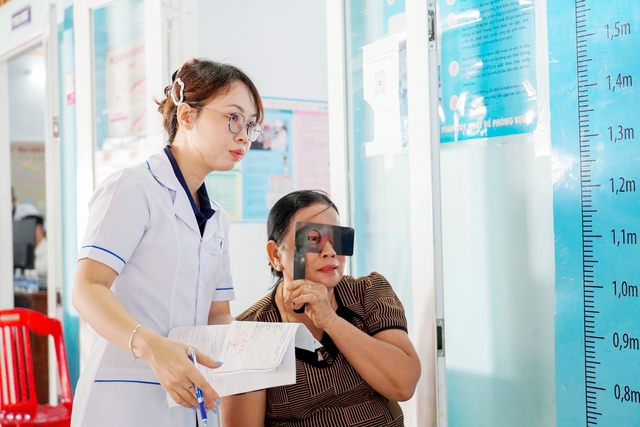 Vì sao Bến Thành, Bàn Cờ có tỷ lệ khám sức khỏe toàn dân thấp? - Ảnh 2.