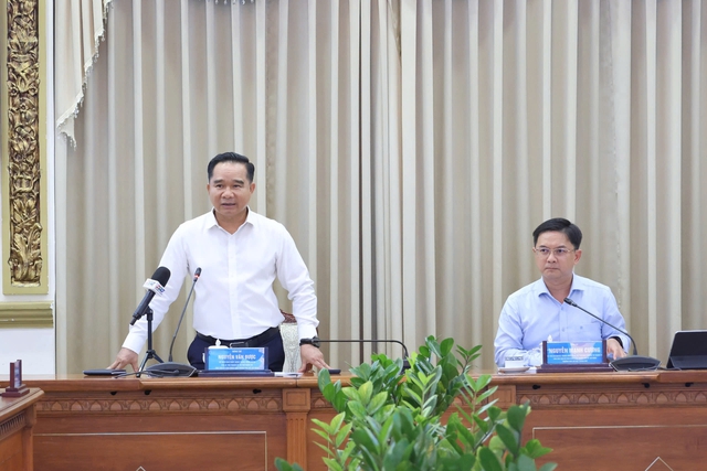 Hơn 38.800 doanh nghiệp TP.HCM rút lui khỏi thị trường trong 7 tháng - Ảnh 1.