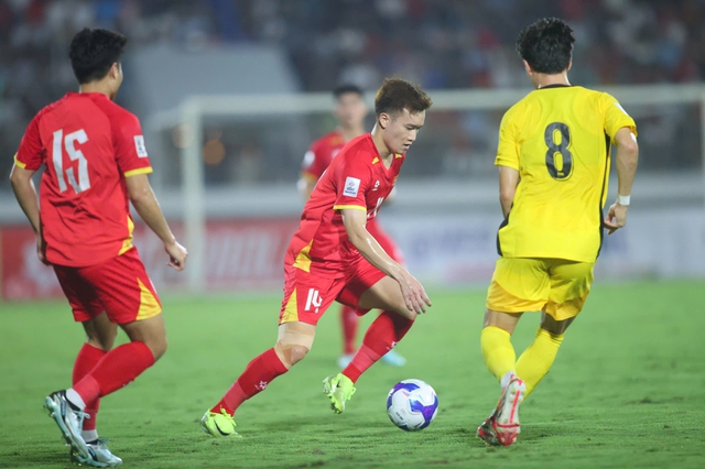 HLV Tan Cheng Hoe hứa không đổ lỗi hoàn cảnh nếu Malaysia thua đội tuyển Việt Nam ở bán kết- Ảnh 1.