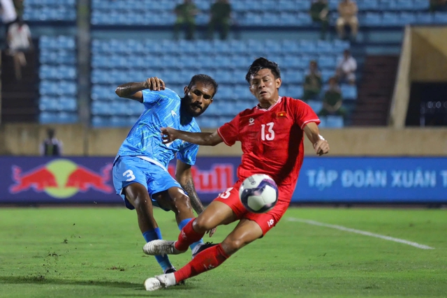 Mới: Gi&aacute; bản quyền FIFA ASEAN Cup giảm c&ograve;n 2,6 triệu USD, Việt Nam tiếp tục đ&agrave;m ph&aacute;n- Ảnh 2.