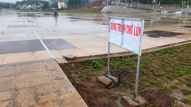 Lâm Đồng báo cáo về hiện tượng sụt lún tại quảng trường trung tâm Gia Nghĩa- Ảnh 2.