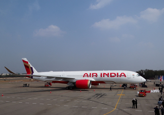 Air India xét nghiệm toàn bộ phi công sau vụ cơ trưởng dương tính với cần sa - Ảnh 1.
