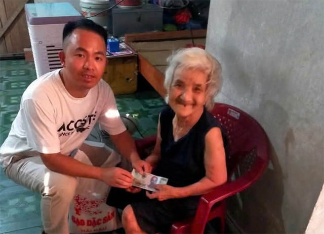Tiến sĩ xứ Nghệ với 10 ph&uacute;t thuyết tr&igrave;nh gi&agrave;nh học bổng 10 tỉ đồng tại Mỹ - Ảnh 2.