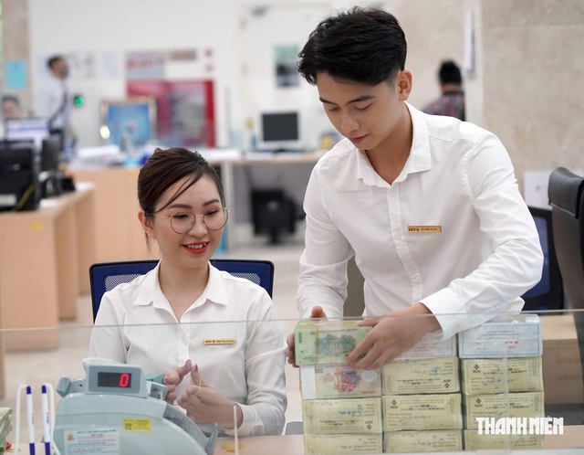Các ngân hàng phải giảm thực chất lãi suất cho vay- Ảnh 2.