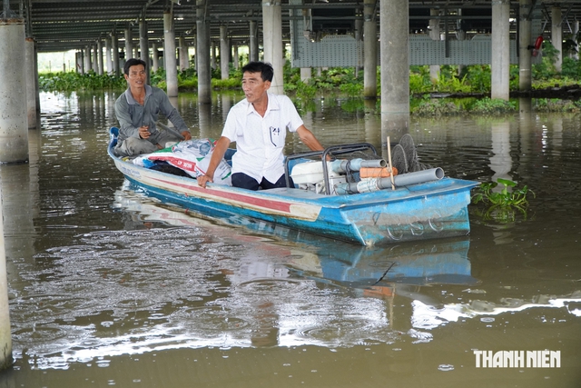 Trưởng th&ocirc;n h&agrave;nh động: Thạo 3 ng&ocirc;n ngữ, bền bỉ cống hiến- Ảnh 2.