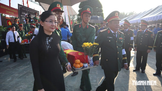 Đồng Nai: Trang trọng lễ truy điệu, an táng 29 hài cốt liệt sĩ- Ảnh 12.