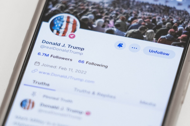 Ông trump bị kiện vì dịch vụ cho xem trước bài đăng mạng xã hội - Ảnh 1.