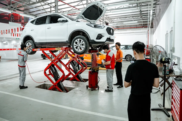 Bước ngoặt ngành công nghệ ô tô và chiến lược đào tạo của FPT Polytechnic - Ảnh 2.
