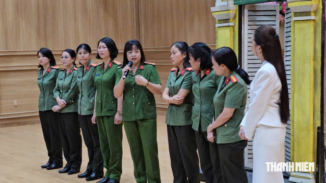 Nữ chiến sĩ công an TP.HCM giữ lửa hạnh phúc gia đình và quản trị cảm xúc - Ảnh 7.
