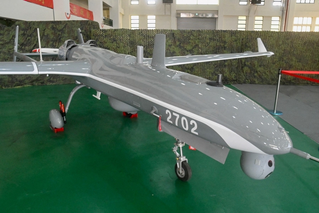 Đài Loan chi gần 2 tỉ USD phát triển, mua drone - Ảnh 1.