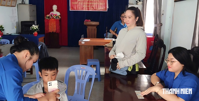 Trưởng th&ocirc;n h&agrave;nh động: G&aacute;nh việc d&acirc;n trong thời đại số- Ảnh 3.