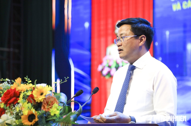 Ph&oacute; thủ tướng Thường trực Ch&iacute;nh phủ: X&acirc;y dựng Dung Quất trở th&agrave;nh trung t&acirc;m logistics quốc gia- Ảnh 4.