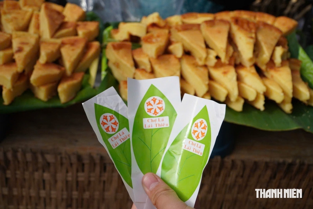 Rủ nhau đi... chợ lá 0 đồng, chỉ đổi lá là được thưởng thức nhiều món ngon - Ảnh 4.