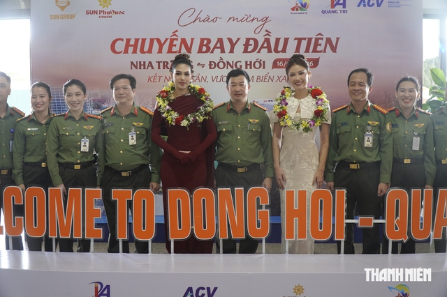 Ngày đầu khai thác chuyến bay kết nối Cam Ranh - Đồng Hới- Ảnh 4.