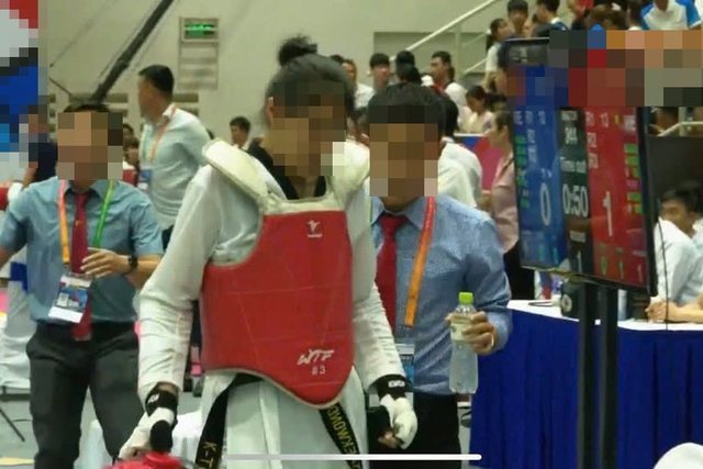 HLV taekwondo Cà Mau bị kiểm điểm vì có dấu hiệu vi phạm nghiêm trọng quy định thi thăng cấp- Ảnh 1.