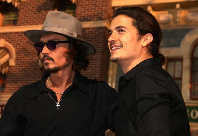 Johnny Depp sắp quay lại đóng 'Cướp biển vùng Caribbean'? - Ảnh 2.