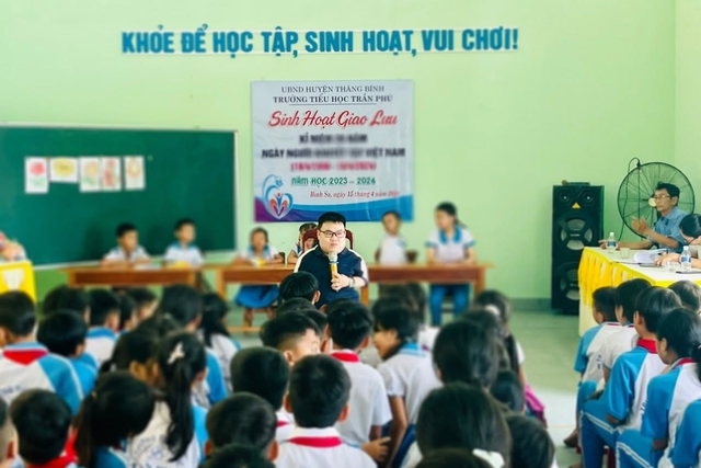 Từ ‘cú sốc lầu 4’ đến hành trình không giới hạn trên không gian số - Ảnh 4.