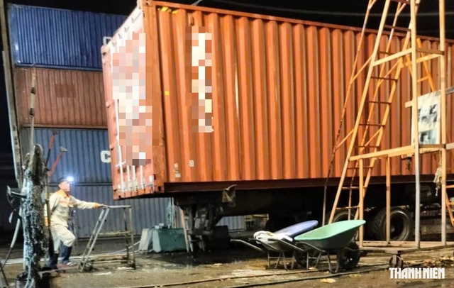 Làm 'thông ca', thu nhập gấp đôi gấp ba và cái giá phải trả... - Ảnh 1.
