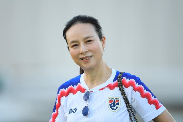 Madam Pang lại 'chơi lớn', tiếp lửa Thái Lan vào chung kết: Vẫn miễn phí vé trận tái đấu Singapore- Ảnh 1.
