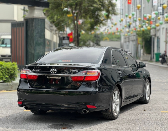 Toyota Camry đời 2016 giá chưa tới 600 triệu đồng có nên mua?- Ảnh 2.