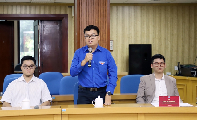 Hành trình 'Tôi yêu Tổ quốc tôi' đến với nước bạn Lào  - Ảnh 2.