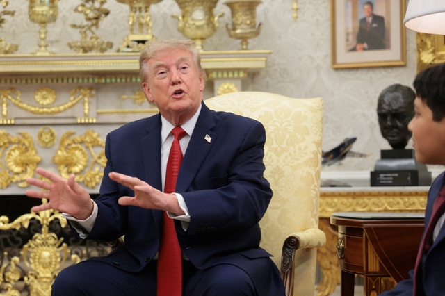 Ông Trump thay đổi cách tiếp cận với Iran, Tehran lên tiếng- Ảnh 1.