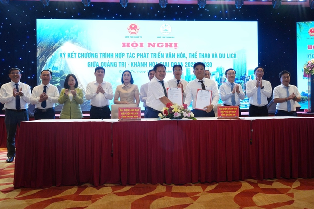 Quảng Trị - Kh&aacute;nh H&ograve;a &lsquo;bắt tay&rsquo;, mở rộng kh&ocirc;ng gian du lịch miền Trung- Ảnh 2.