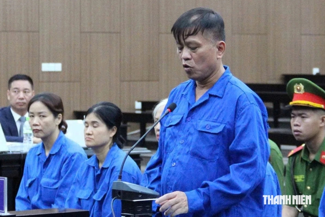 Cựu Thứ trưởng Nguyễn B&aacute; Hoan bị đề nghị mức &aacute;n 12 - 13 năm t&ugrave;- Ảnh 1.