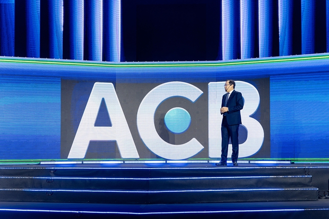 Tổng Giám đốc ACB ‘đóng vai’ hộ kinh doanh, kể câu chuyện chuyển đổi số - Ảnh 1.
