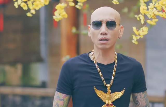 'Giang hồ mạng' Phú Lê vừa bị khởi tố là ai? - Ảnh 1.