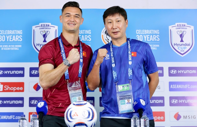 Lê Giang Patrik rất xứng đáng với lời đề nghị quý hơn vàng của HLV Kim Sang-sik
- Ảnh 2.