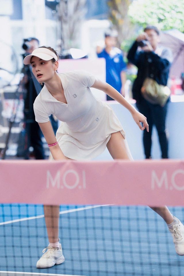 Báo Thanh Niên công bố giải pickleball Cùng con đi tiếp cuộc đời - cúp Bà Bầu Club- Ảnh 2.