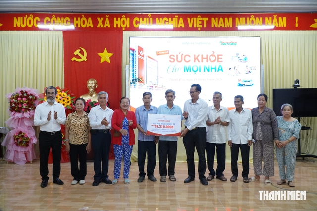 H&agrave;ng trăm người cao tuổi được kh&aacute;m, tư vấn về đột quỵ miễn ph&iacute; - Ảnh 2.