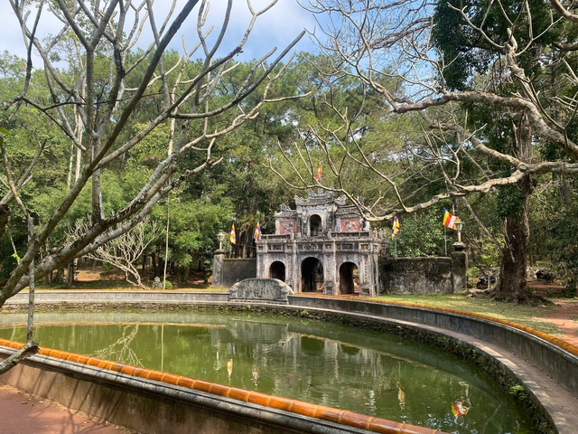 Mùa vu lan trên đất Huế - Ảnh 4.