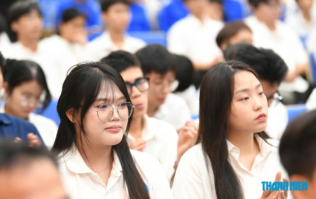 Định hướng dư luận sinh viên đứng trước nhiều thách thức - Ảnh 2.