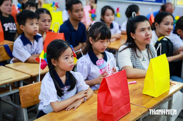 Bộ GD-ĐT: Tinh gọn bộ m&aacute;y nhưng kh&ocirc;ng tinh giản cơ hội học tập - Ảnh 3.