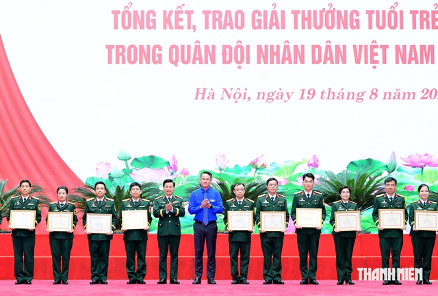 Đại tướng Phan Văn Giang yêu cầu tuổi trẻ toàn quân thực hiện tốt 5 nội dung - Ảnh 2.