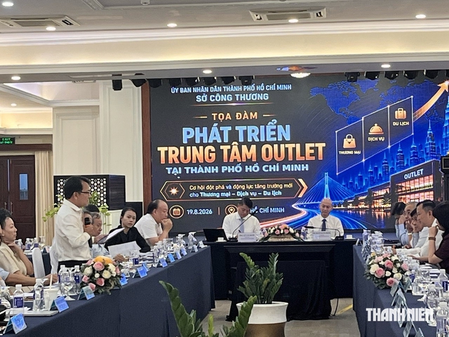 TP.HCM cần 'cú hích' từ outlet - Ảnh 2.