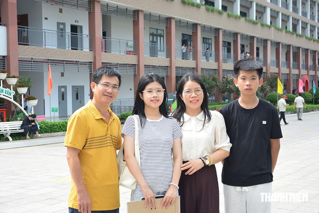 Cha mẹ cùng con nhập học: Đồng hành hôm nay để con tự tin bước tiếp - Ảnh 1.