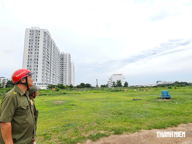 Thả diều sáo gây nguy hiểm ở TP.HCM: Có nên cấm tuyệt đối? - Ảnh 2.