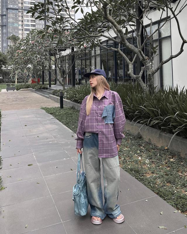 Mẹo diện trang phục oversized gọn gàng khi dạo phố- Ảnh 5.