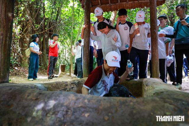 Th&ecirc;m tour du lịch về nguồn &yacute; nghĩa d&agrave;nh cho trẻ mồ c&ocirc;i- Ảnh 4.