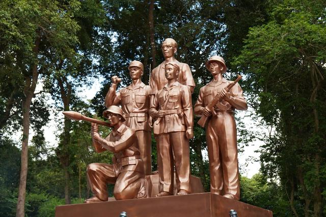 Khánh thành công trình tưởng niệm Đoàn 180 Cảnh vệ tại Tây Ninh- Ảnh 2.
